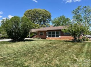 2303 Briarwood St SW, Lenoir, NC 28645