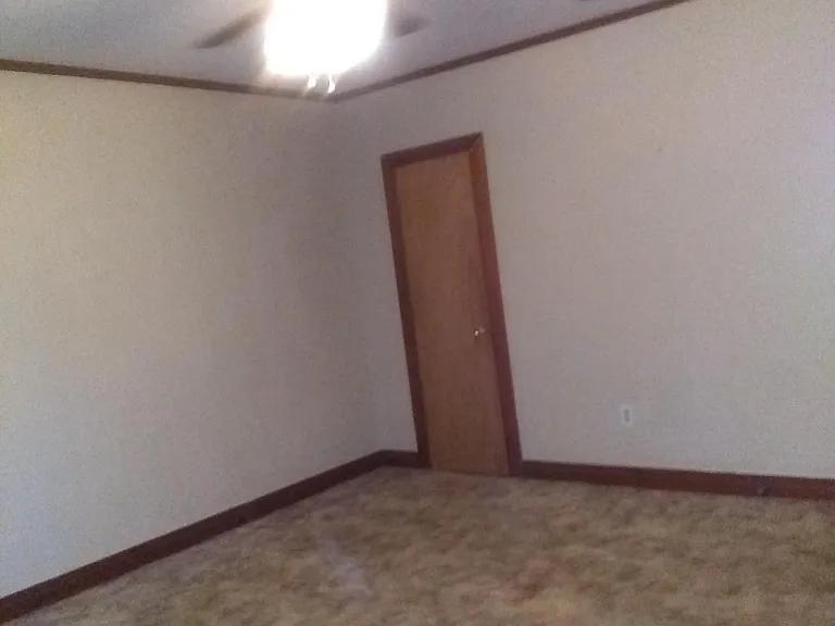 308 N Trinity St — Photo 6