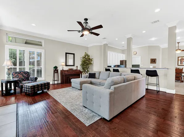 6816 Myrtle Beach Dr, Plano, TX 75093
