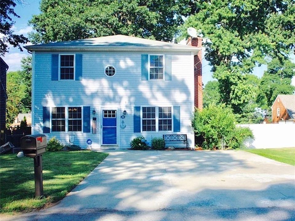 1st image of 20 Lafayette Dr