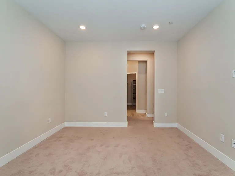 9601 Jadeite Ln — Photo 21
