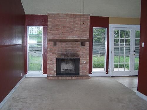 2nd image of 1143 Longmont St