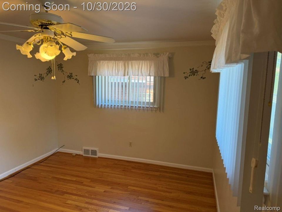 26646 Hass St, photo 21