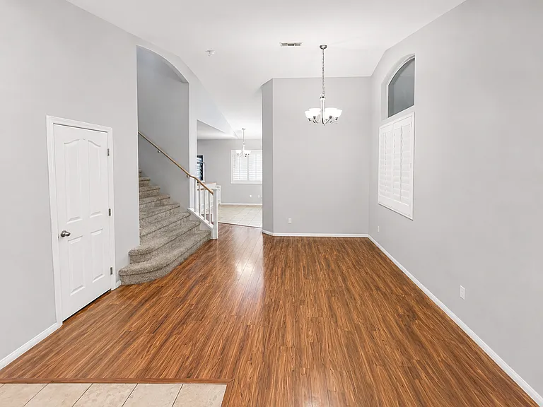 249 Jessica Grove St — Photo 2