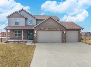 2501 Fieldstone Ct, Normal, IL 61761