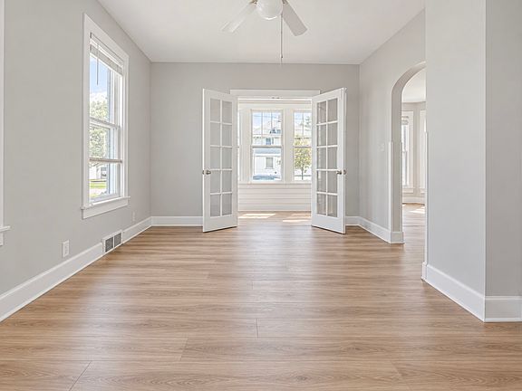3rd image of 3 Madison St #1