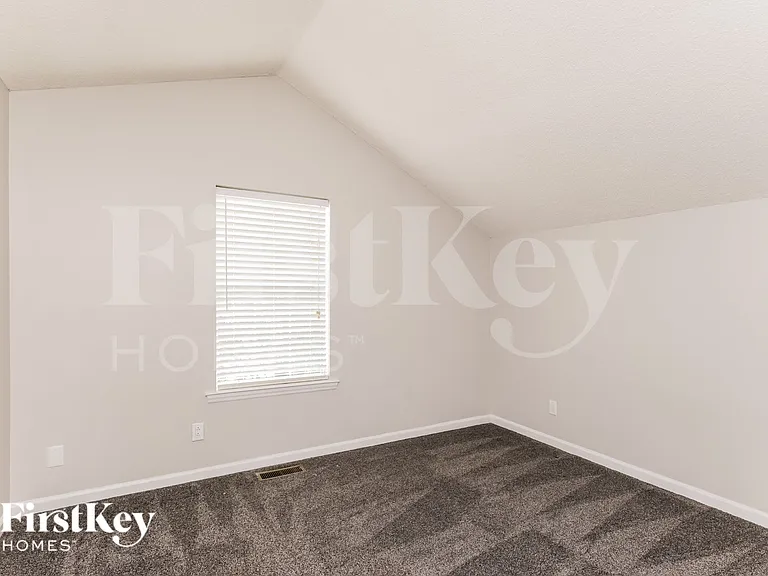 12137 Moonshadow Ln — Photo 10