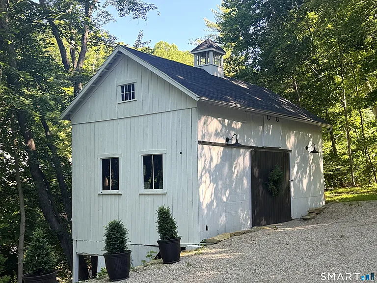 25 E Shore Rd — Photo 20