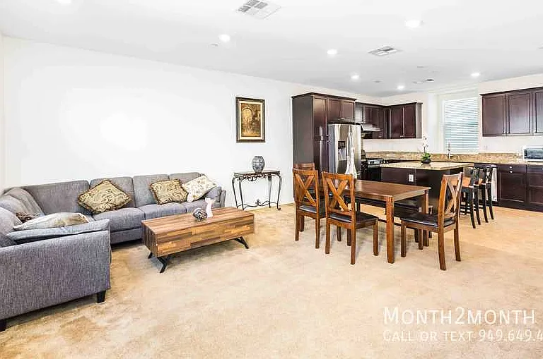 5910 Sendero Ave — Photo 3