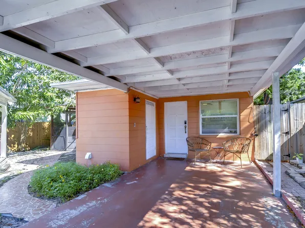 4944 5th Ave N #B, Saint Petersburg, FL 33710