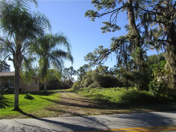 257 Moon Glow Ave, Lake Placid, FL 33852