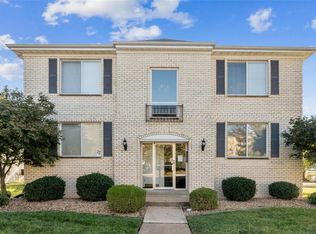 12556 Chardin Pl APT 3, Saint Louis, MO 63128