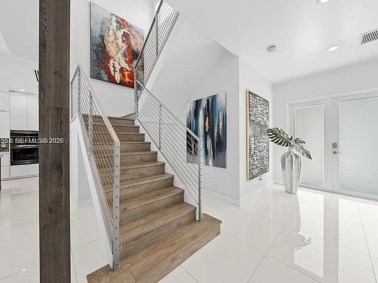 4497 SW 25th Ter — Photo 11