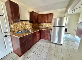 209-211 Davis St, Oakville, CT 06779