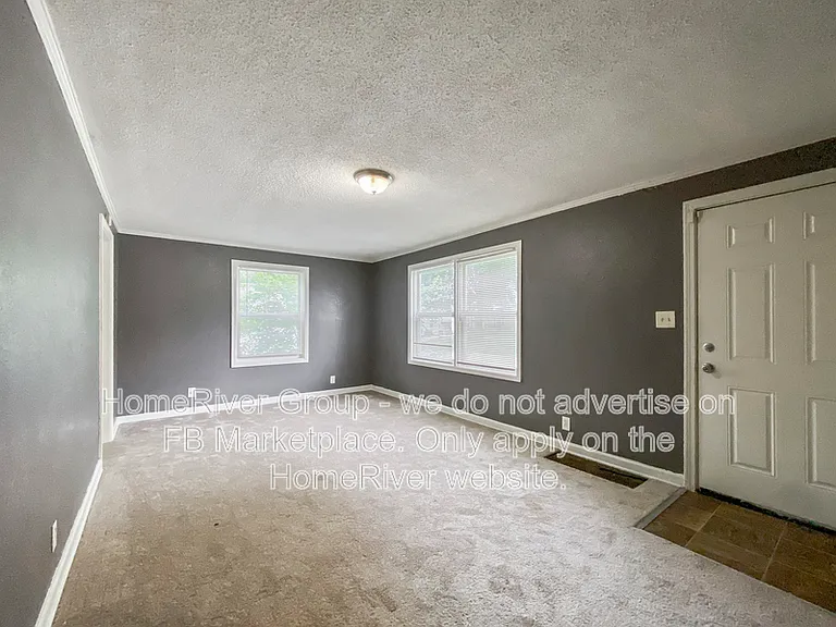 7615 E 49th St — Photo 9
