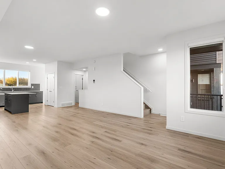 71 Westwind Dr — Photo 5