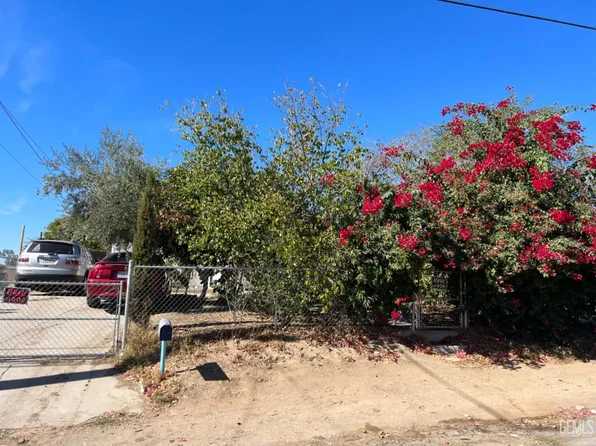 1016 McCurdy Dr, Bakersfield, CA 93306