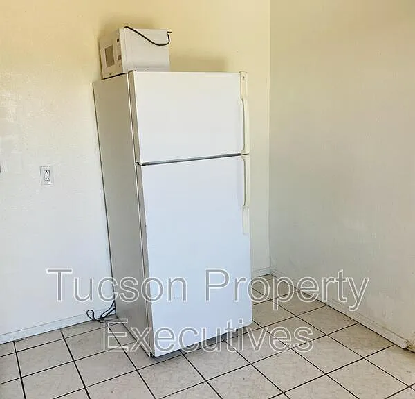 208 W Ventura St #1-A — Photo 3
