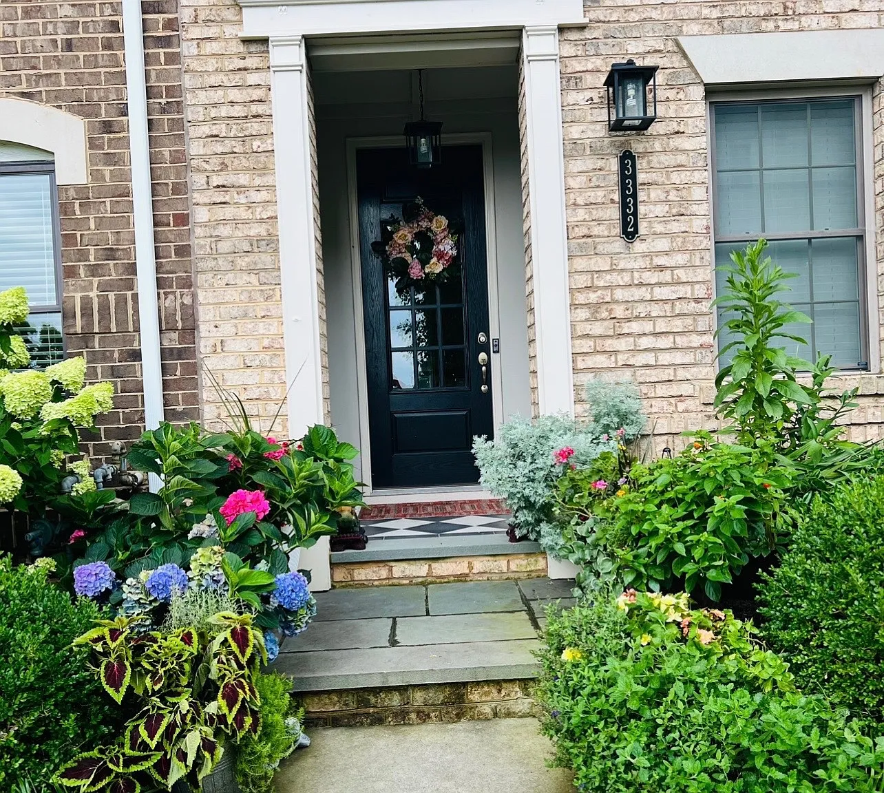 3332 Haydenpark Ln — Photo 1