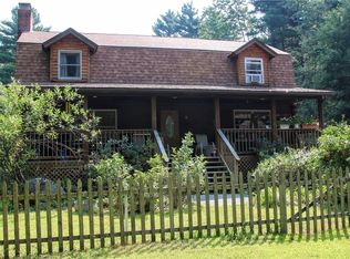 211 Joe Sarle Rd, Glocester, RI 02814