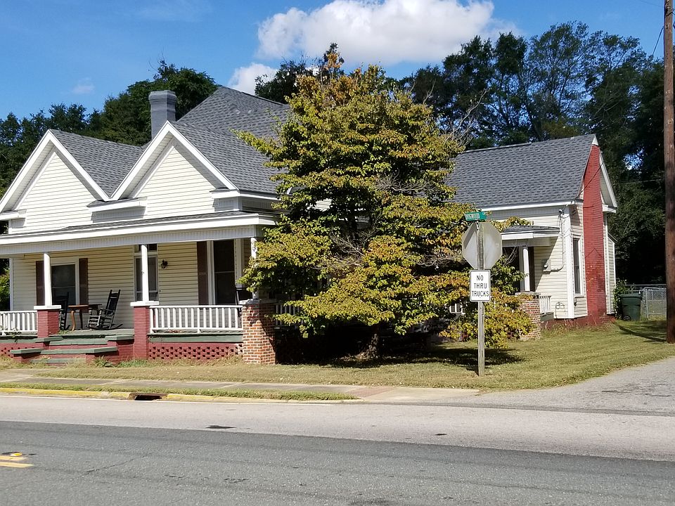 1st image of 18215 Main St