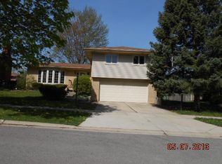 15404 Hickory Ln, Oak Forest, IL 60452