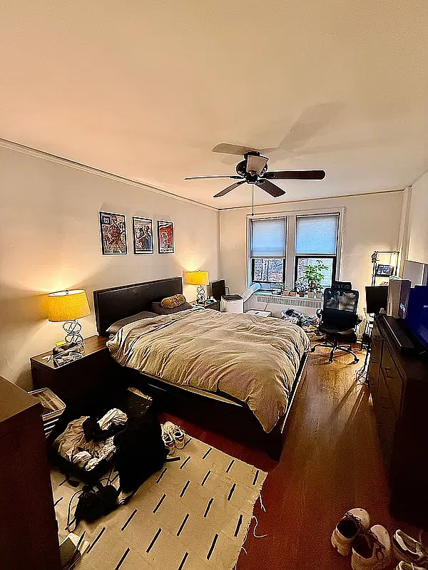 208 East 28th Street — Photo 3