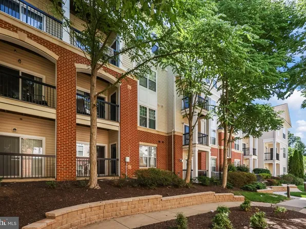 11397 Aristotle Dr #11409, Fairfax, VA 22030