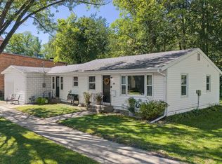 437 N Walnut St, Reedsburg, WI 53959