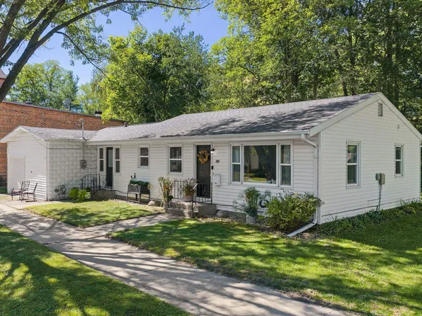 437 N Walnut St, Reedsburg, WI 53959