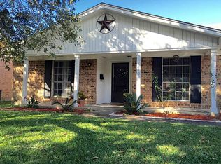 1410 Greenwood Dr, Baytown, TX 77520