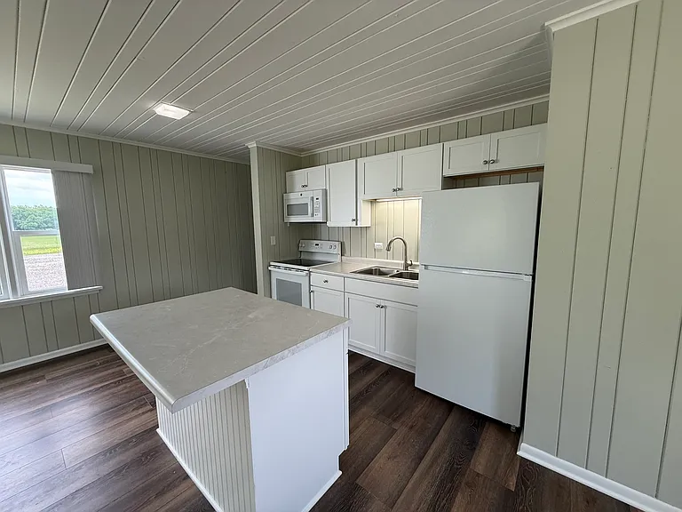 17915 W Sand Lake Rd — Photo 3
