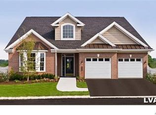 2616 Pioneer Dr, Bethlehem, PA 18017