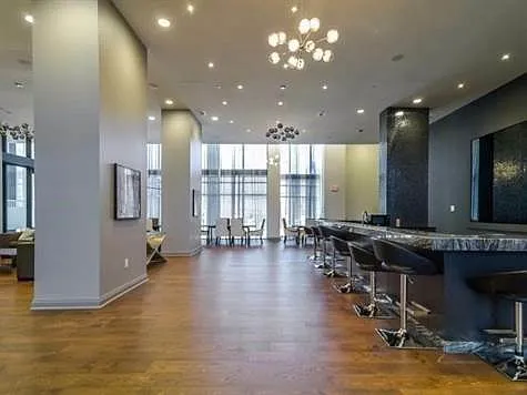 400 Adelaide St E #2202 — Photo 3