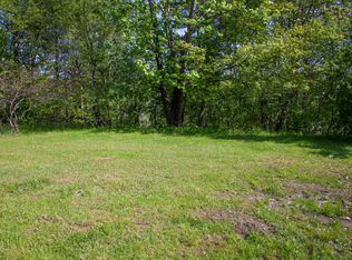 185 Temple Rd, Farmington, ME 04938