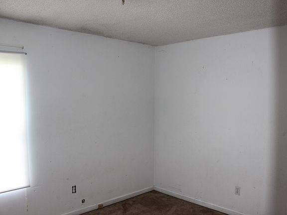 3rd image of 3107 Blackmon Ct