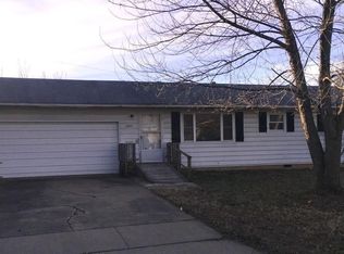 2251 N Drury Ave, Springfield, MO 65803