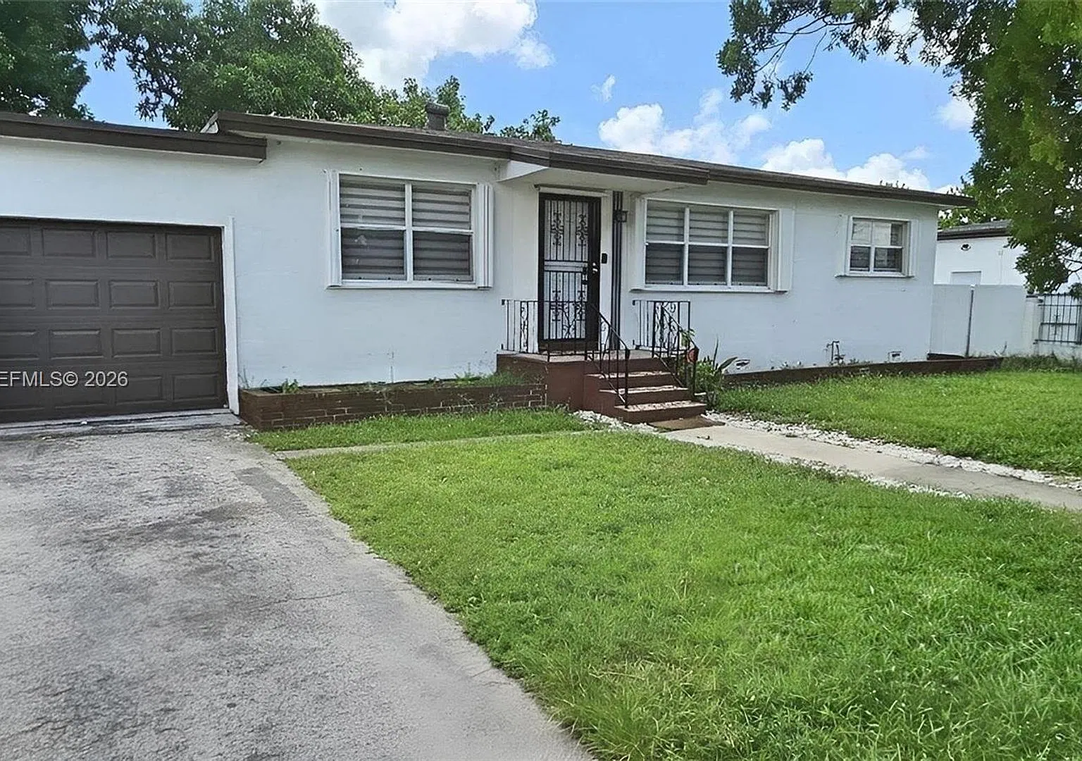18011 Nw 6th Pl Miami Gardens, Fl 33169 — Photo 1