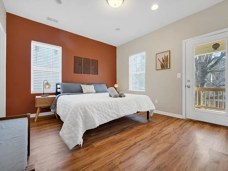 947 Palmetto Ave SW — Photo 23