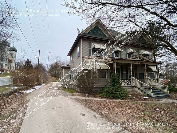 2nd image of 220 1/2 Dexter Ct