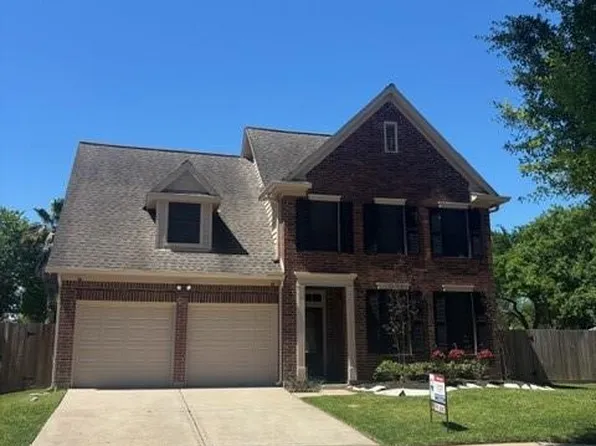 1811 Emerald Lake Ct, Houston, TX 77062