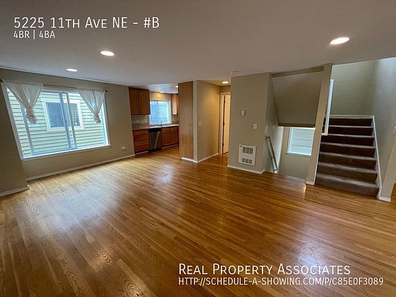 3rd image of 5225 11th Ave NE #B