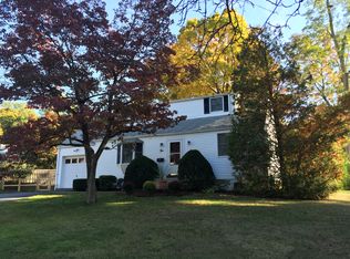 2 Birchbrook Rd, Ossining, NY 10562