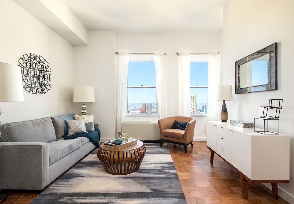 1st image of 20 Exchange Pl APT 929