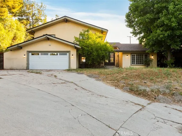 22310 Bryant St, Canoga Park, CA 91304