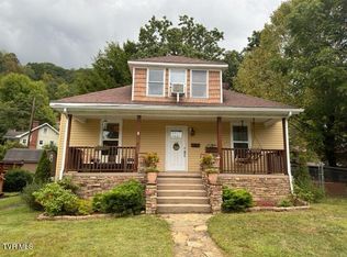 906 Campbell Ave NW, Norton, VA 24273