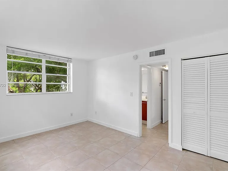 750 NE 64th St #B314 — Photo 13