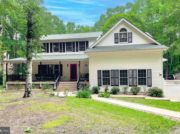 41920 Clover Hill Ct, Hollywood, MD 20636