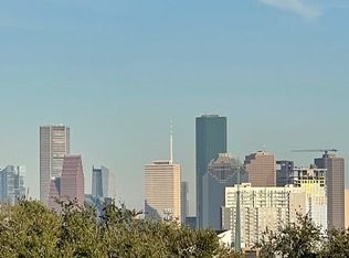 815 Reinerman St, Houston, TX 77007