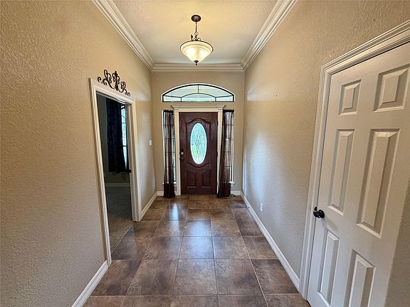 4th image of 1437 S Bluebonnet Ln